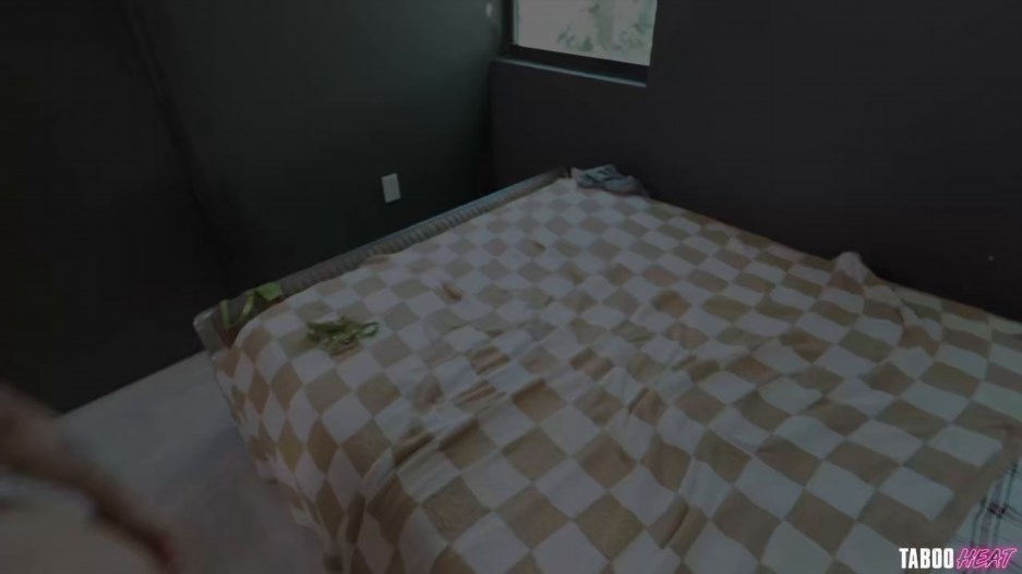 TabooHeat.26.06.12.Cory.Chase.Alexis.Fawx.XXX.720p.HEVC.x265